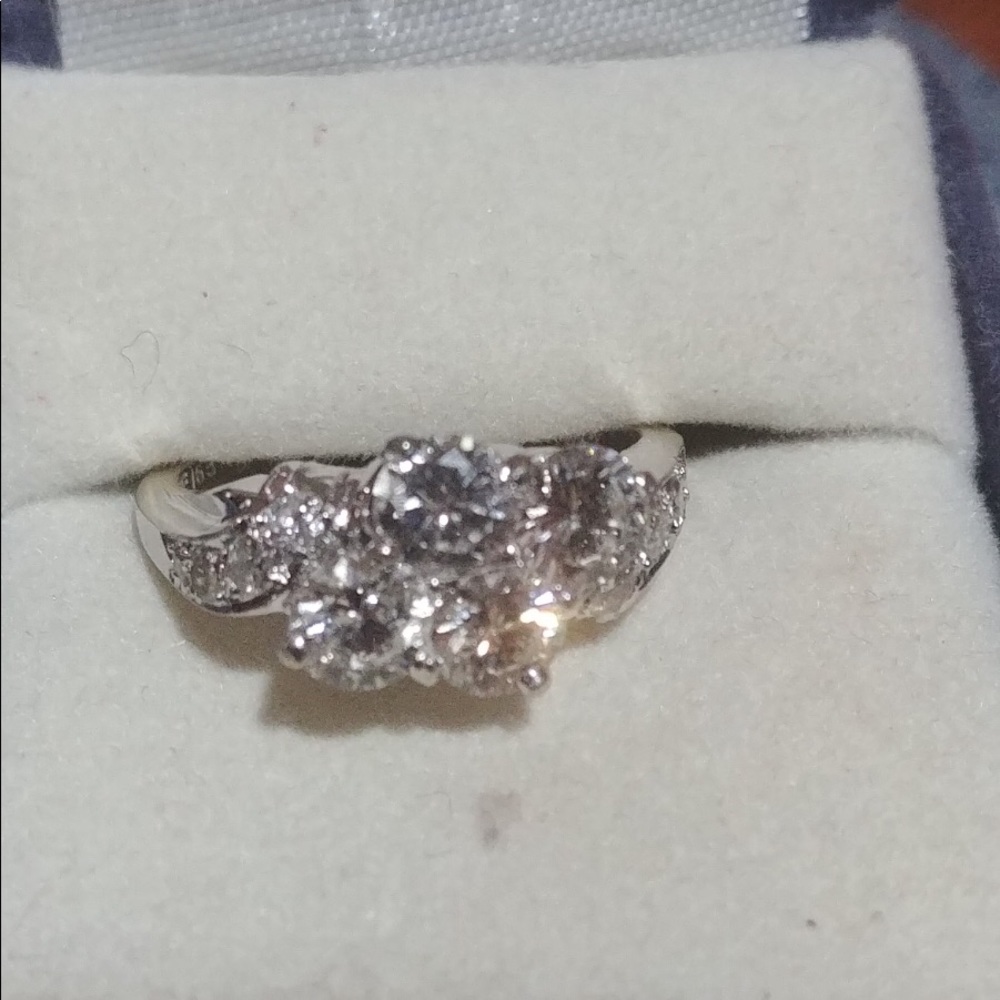 Beautiful Diamond Ring